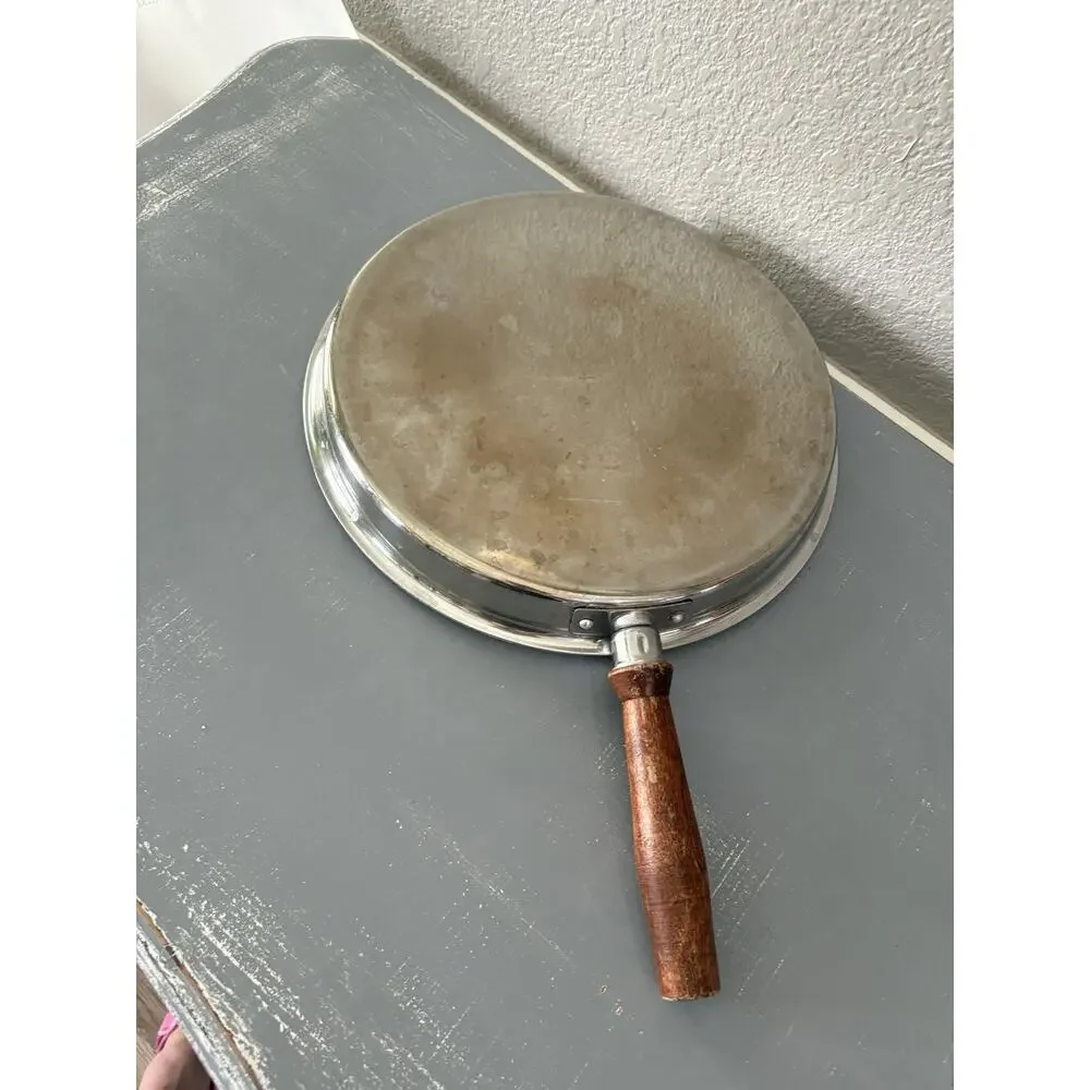 Vintage Bloomfield USA Steel Fry Pan Skillet No 7925 Wood Handle 10”